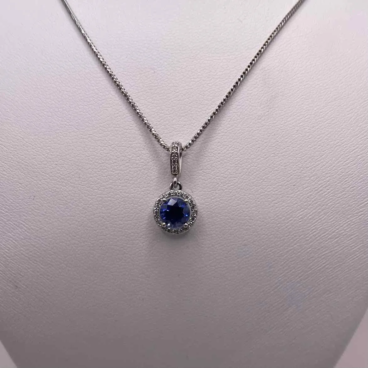 10K WHITE GOLD SAPPHIRE & DIAMOND 20 Inch HALO NECKLACE