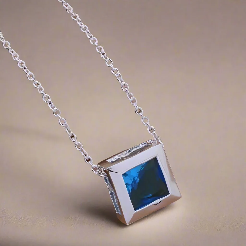 Aquarium Silver Cube Set Floating Necklace for Women