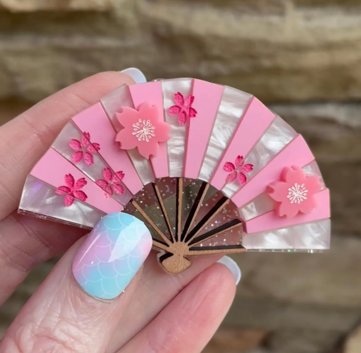 Cherry Blossom Fan - Brooch - Set of 4