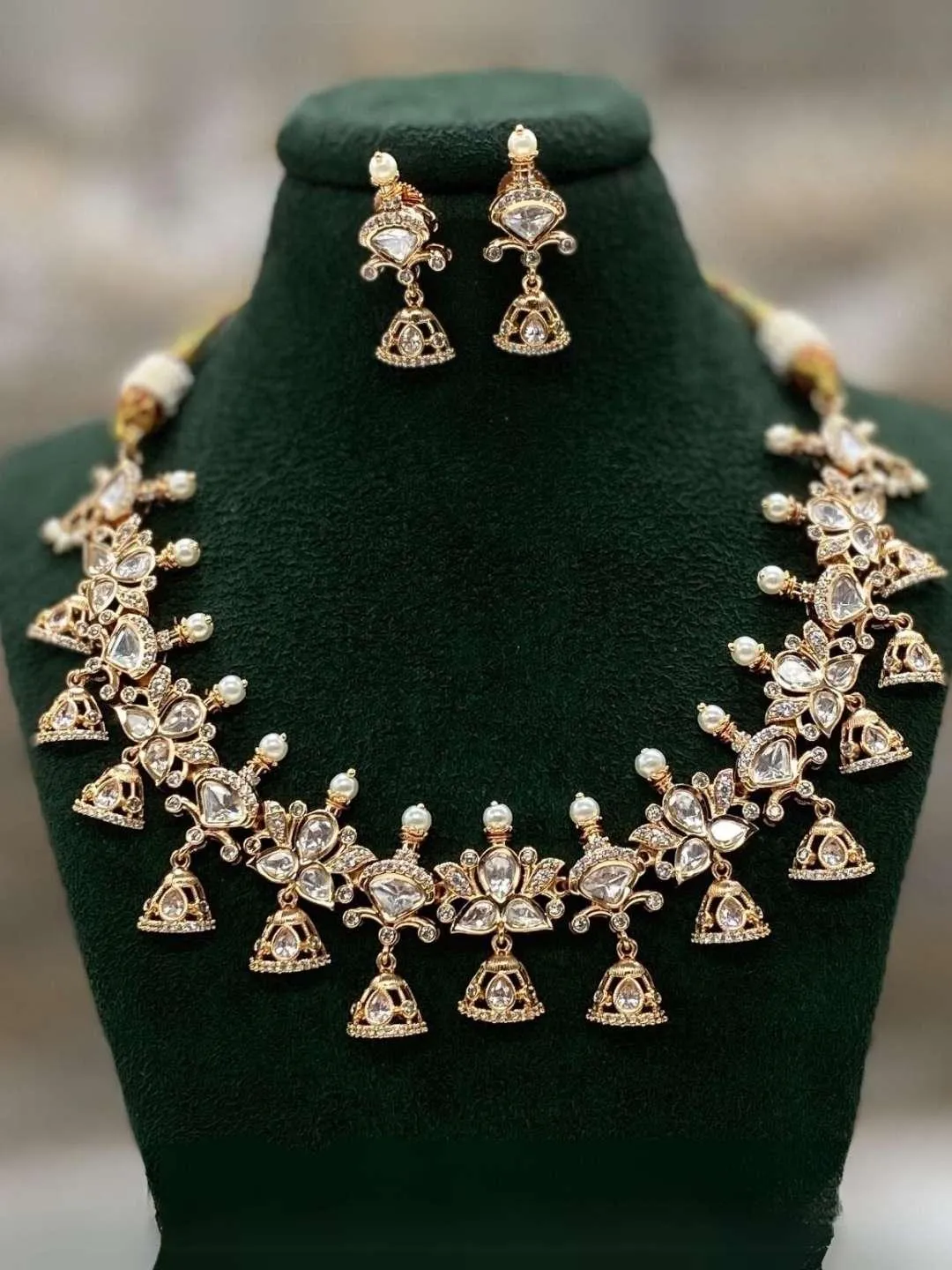 Divinely Crafted Kundan Necklace