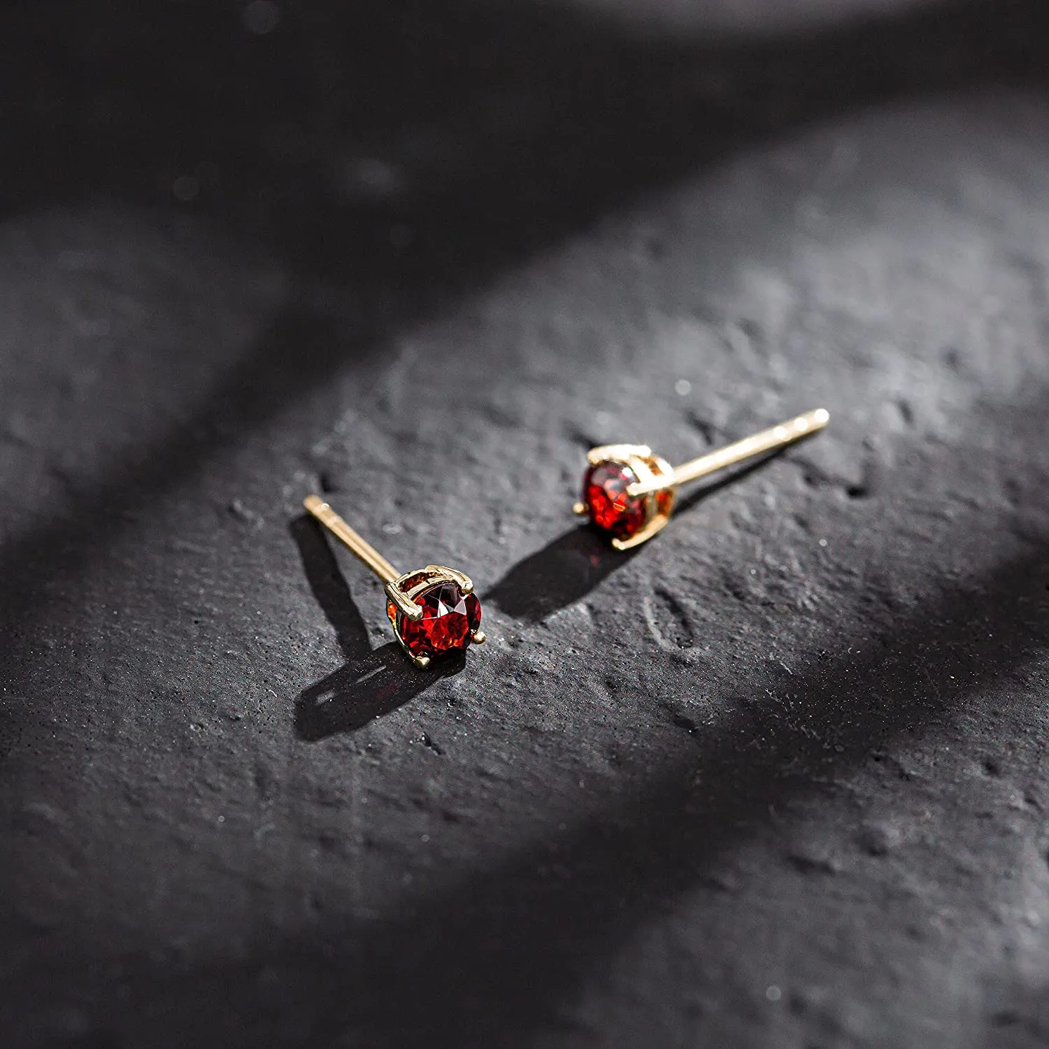 FANCIME Red Garnet 14K Rose Gold Stud Earrings