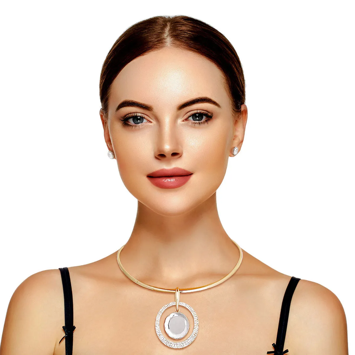 Gold Metal Rigid Choker Necklace Set: Statement of Elegance!