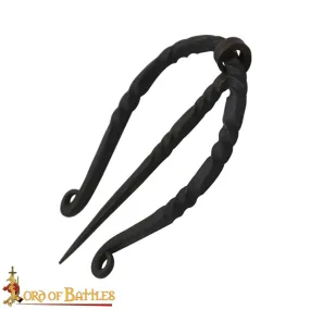 Horse Shoe Shaped Forged Cloak / Fibula