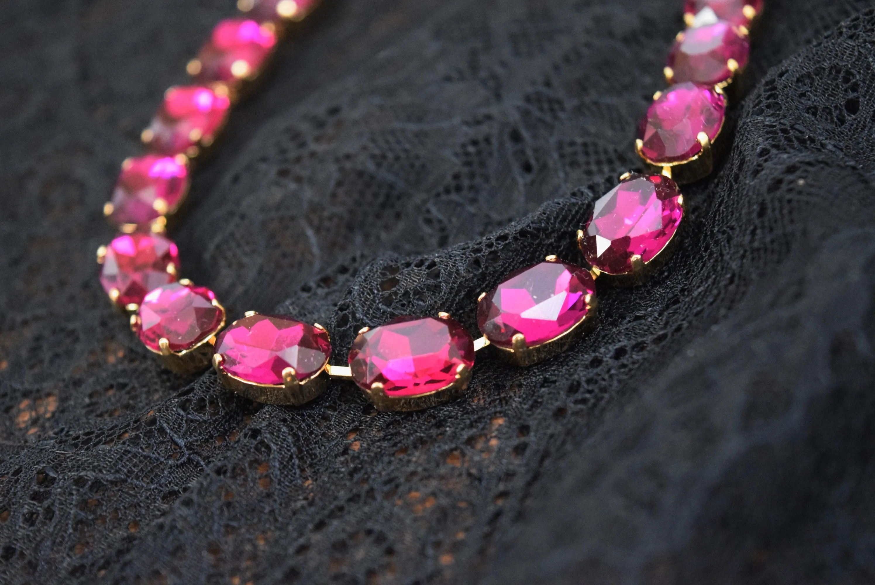 SALE! Fuchsia Pink Aurora Crystal Collet Necklace - Medium Oval