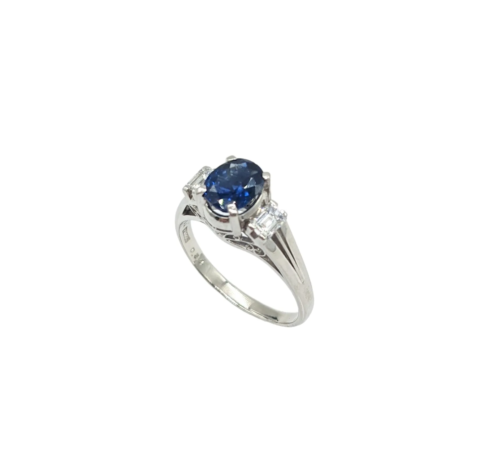 Sapphire and Diamond Ladies Ring Set in Platinum