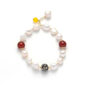 Transshipment Red Agate and Freshwater Pearl Bracelet for Women with Sterling Silver Details