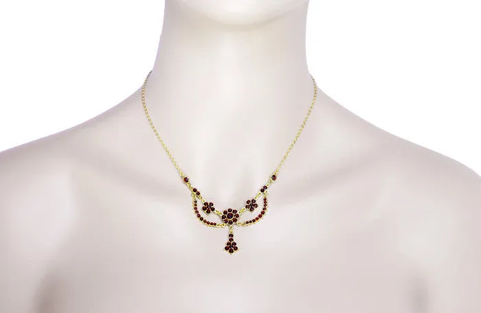 Victorian Bohemian Garnet Teardrop Necklace in Sterling Silver and Yellow Gold Vermeil